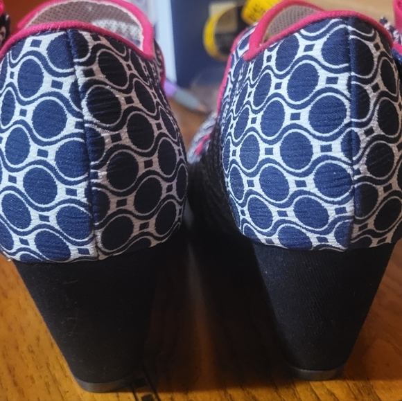 Ruby Shoo Mary Jane Bow Heels With Great Navy & White Pattern Size 6 - Picture 7 of 9